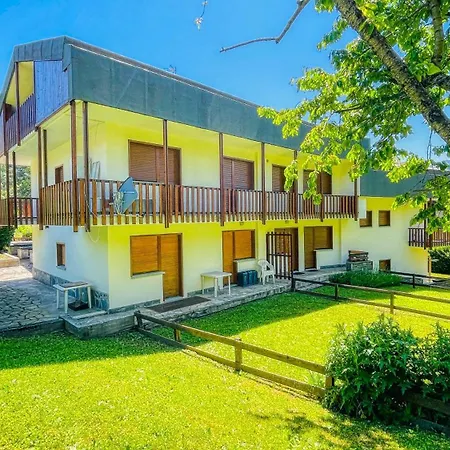 Montello 35 Bis - Affitti Brevi Italia Daire *